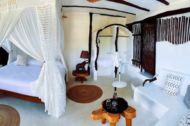 Room 6 of 26