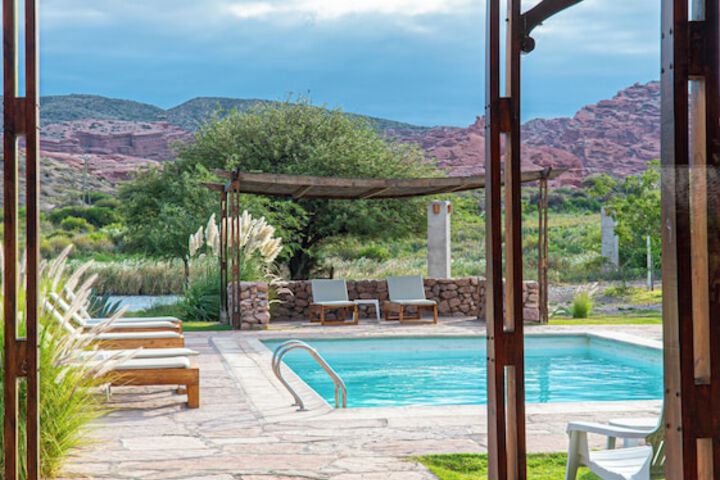 Pool 16 of 41