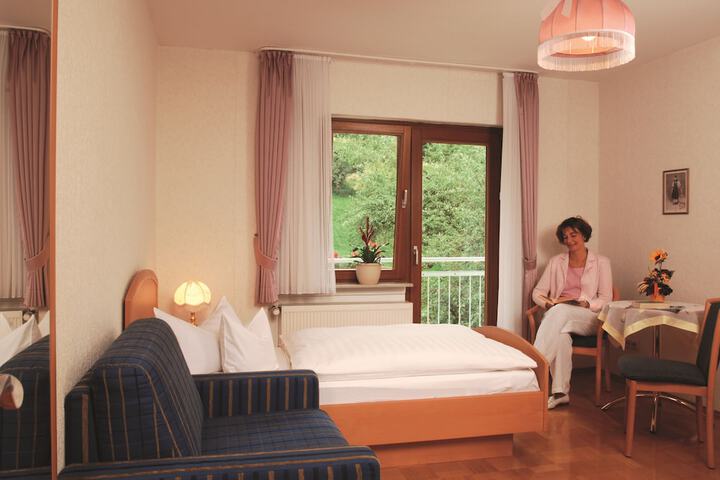 Room 5 of 41
