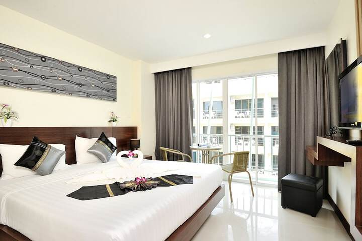 Room 14 of 34