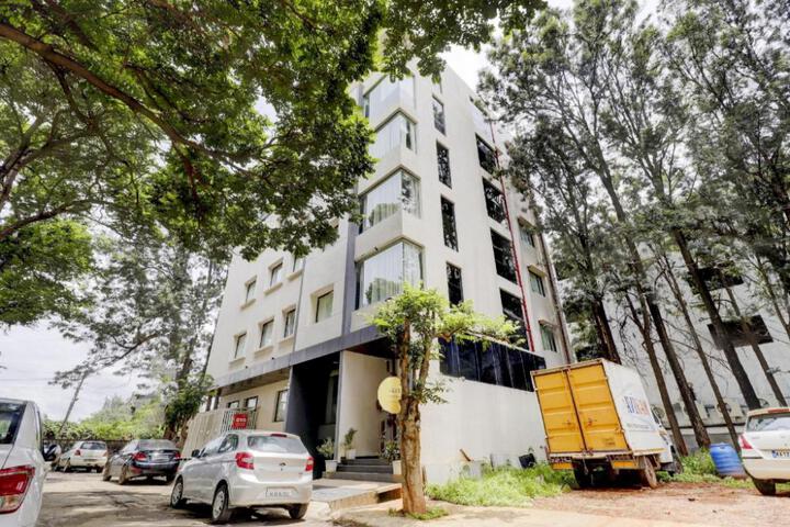 Sleek Townhouse Galexia Hotel and Resorts