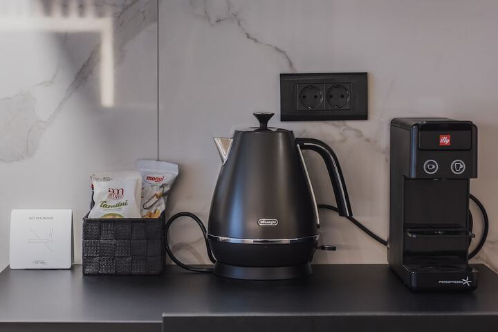 Breakfast/Coffee Service 38 of 68