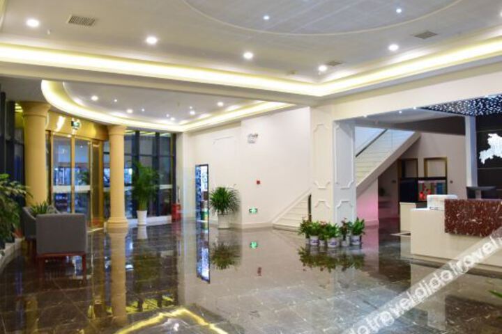 Hotel Interior 21 of 29