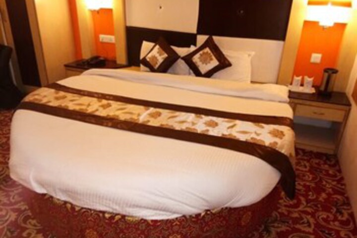 Room 29 of 39