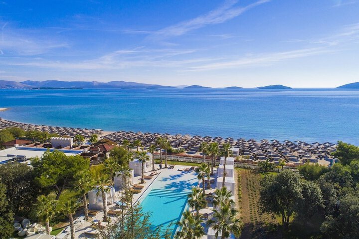 Pool Hotel