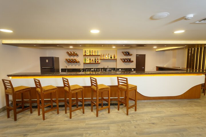Lounge 97 of 119