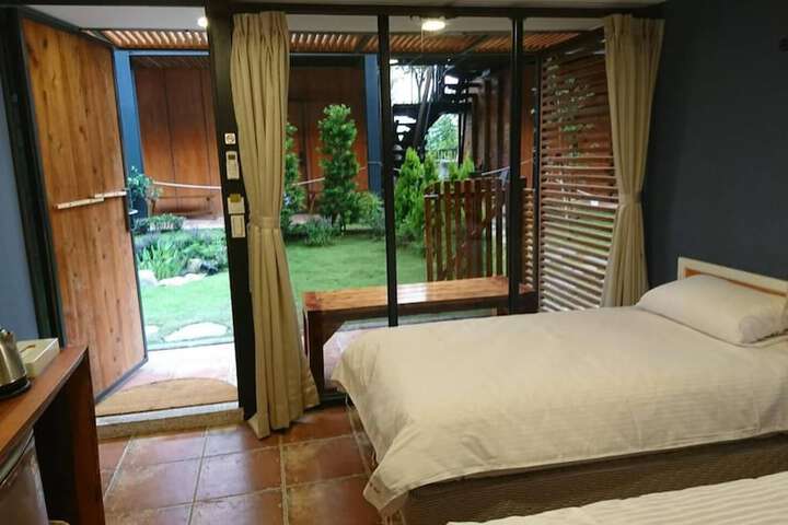 Room 21 of 69