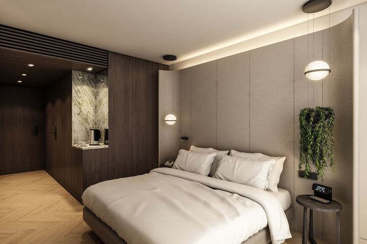 Room 15 of 200