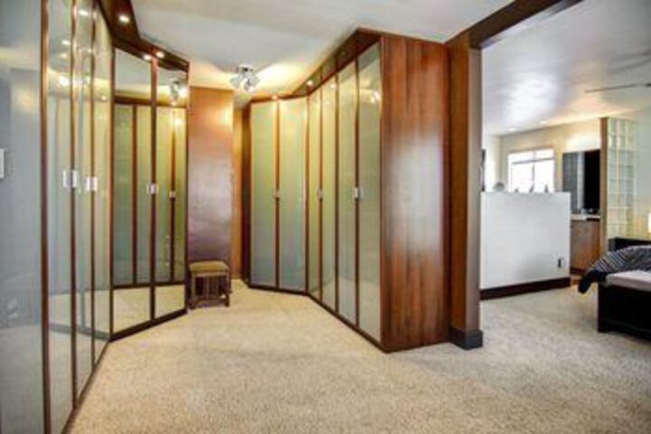 Room 15 of 41