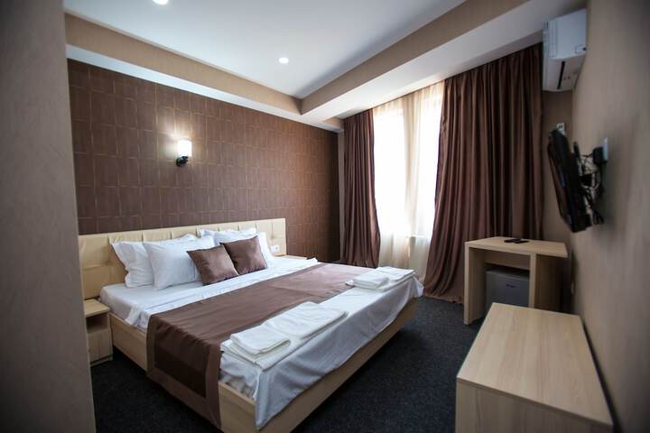 Room 14 of 45