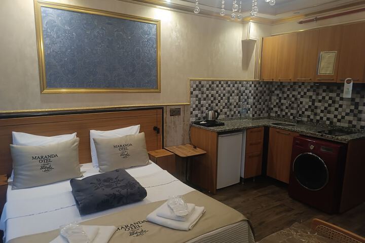 Room 48 of 170