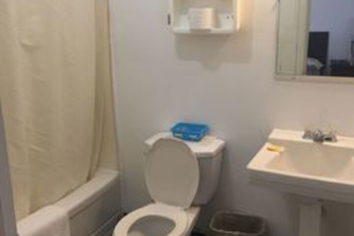 Room 2 of 29