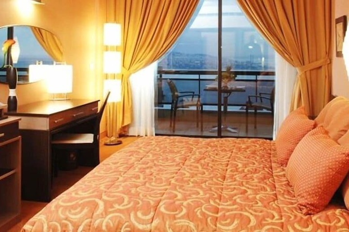 Room 22 of 96