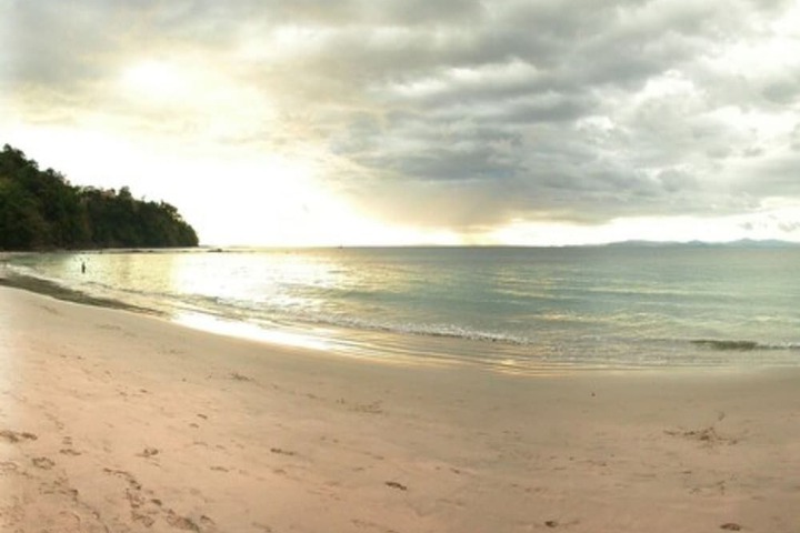 Beach 89 of 100