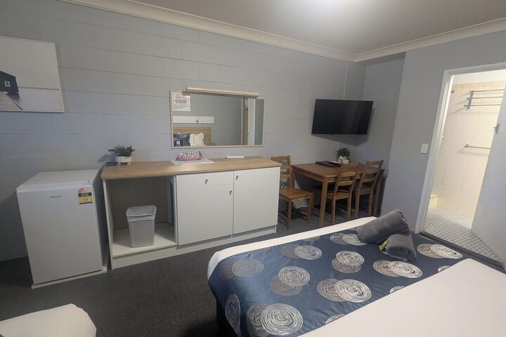 Room 30 of 68