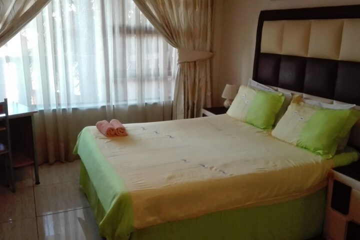 Room 6 of 46
