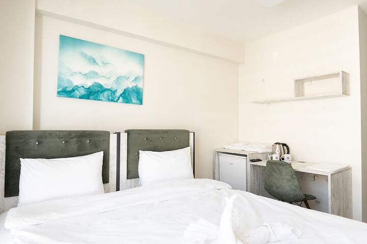 Room 7 of 40