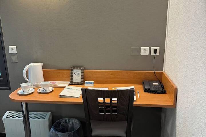 Room 30 of 138