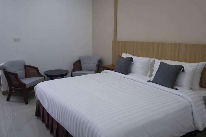 Room 8 of 57