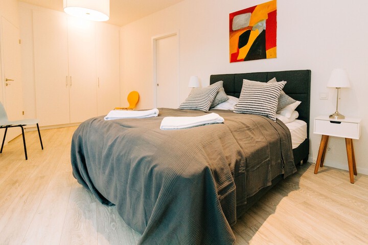 Room 3 of 54