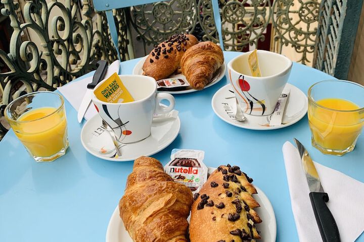 Breakfast/Coffee Service 18 of 20