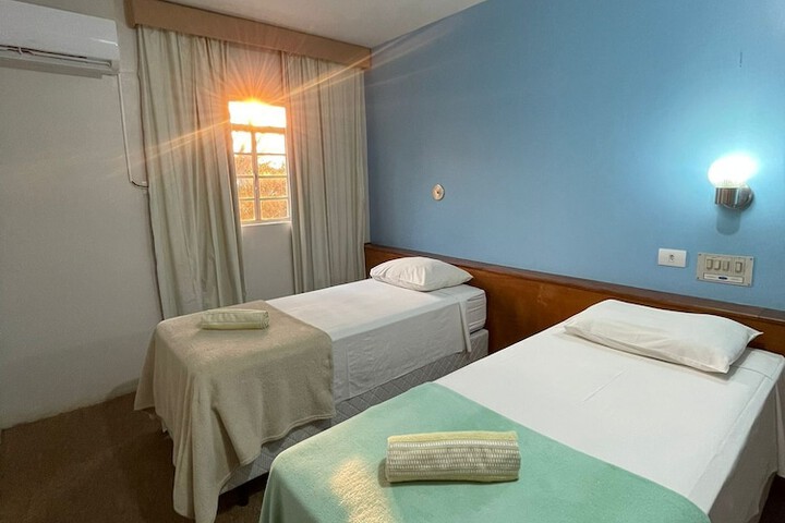 Room 21 of 64