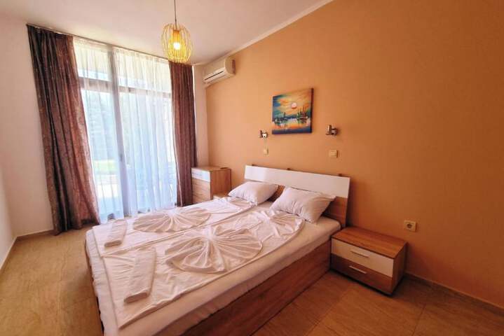 Room 5 of 137