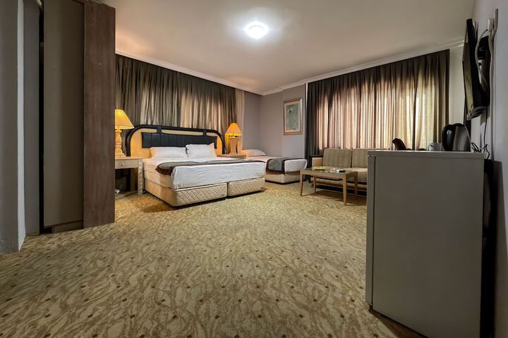 Room 35 of 116