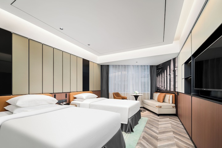 Room 27 of 59
