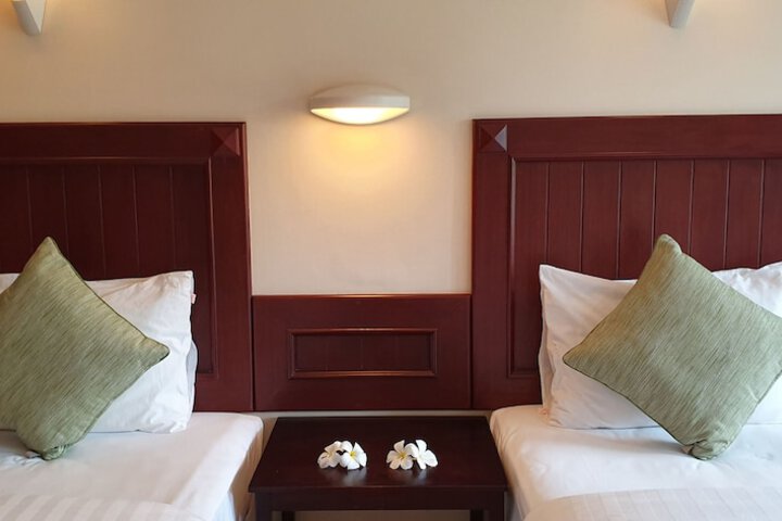 Room 13 of 72