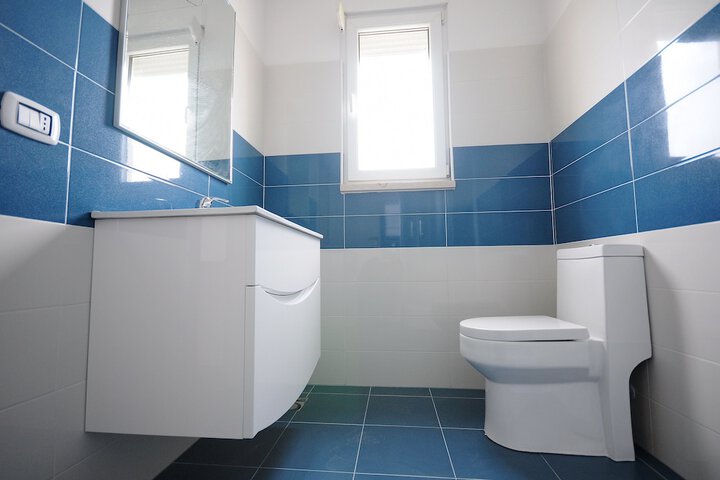 Room 7 of 20