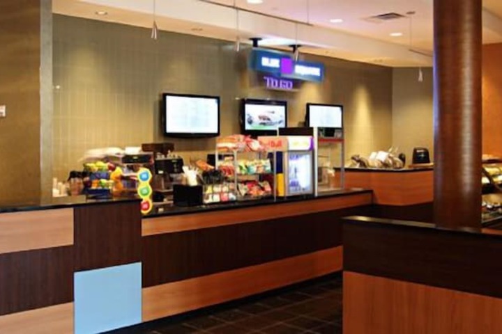 Snack bar