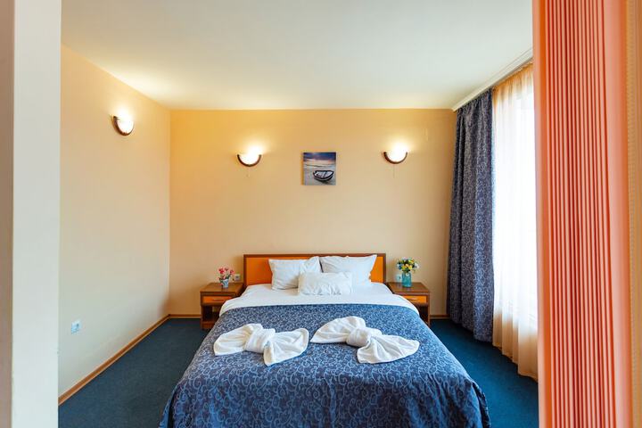 Room 38 of 110