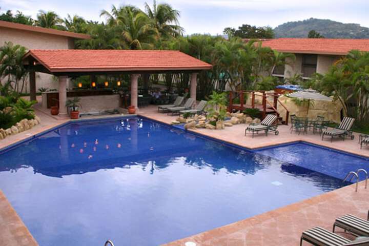 Hotel with Pool