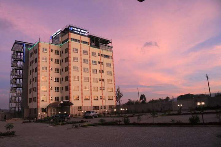 Hotel 37 of 38