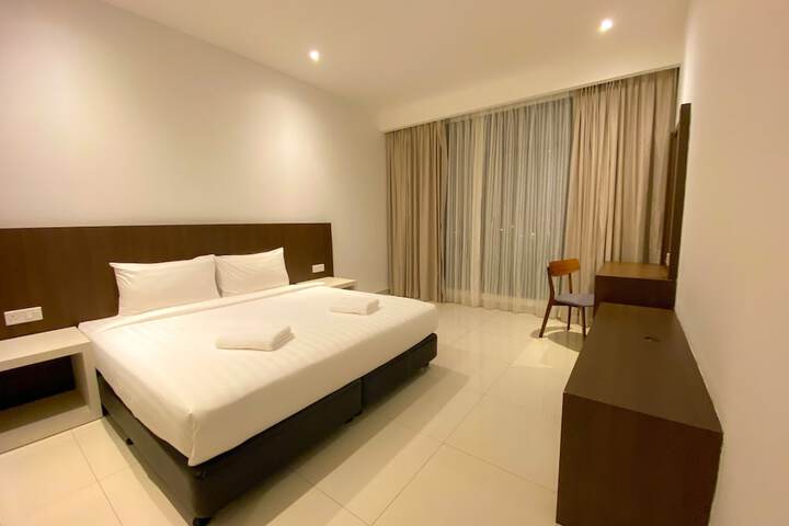 Room 15 of 49