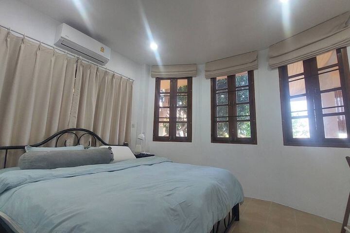Room 5 of 46