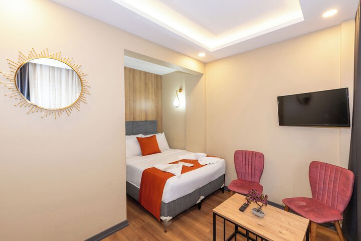 Room 16 of 73
