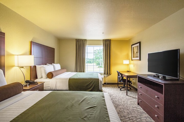 Quadruple Accessible Queen Size Bed (8 of 9)