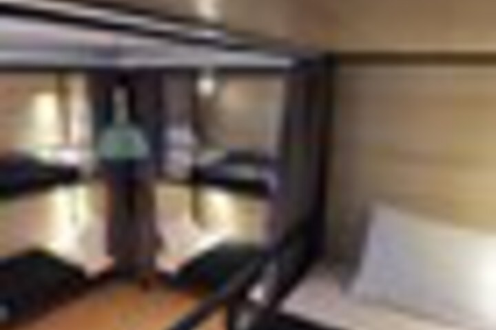 Room 38 of 180