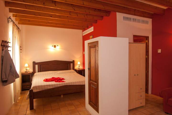 Room 18 of 124