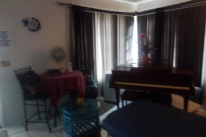 Room 9 of 43