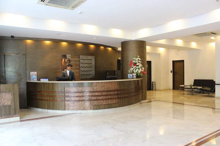 Guest Lobby