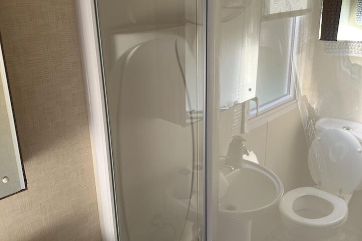 Room 8 of 31