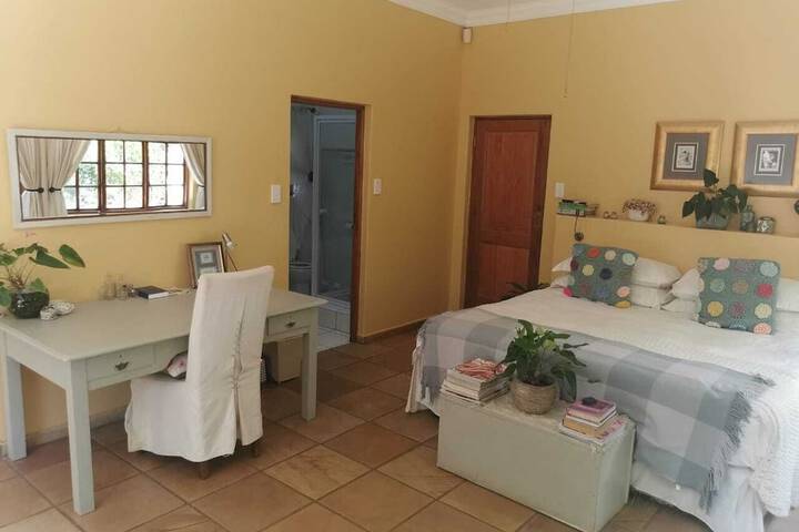 Room 6 of 45
