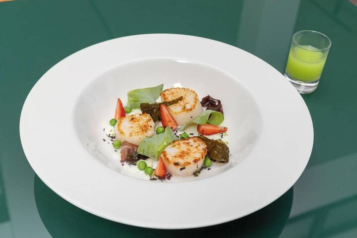 Dining 80 of 118