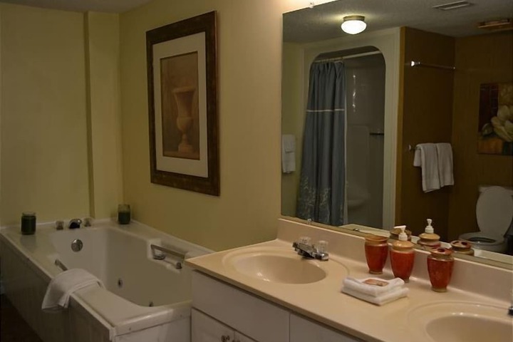 Room 17 of 23