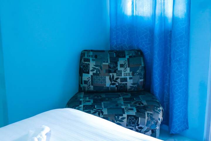 Room 9 of 21