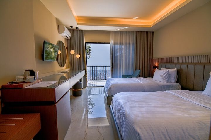 Room 15 of 73