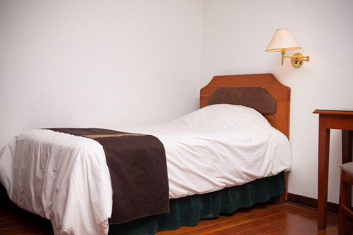 Room 8 of 70